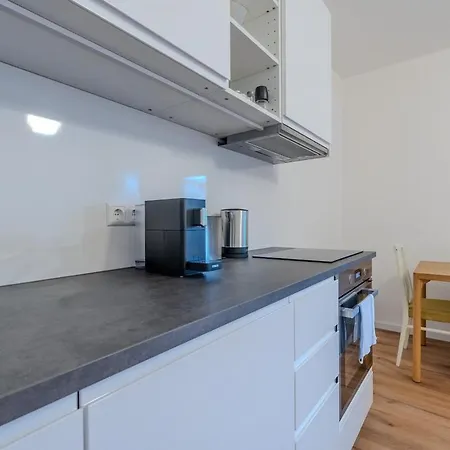 Apartman Noor With Balcony Lend Parking Option Graz