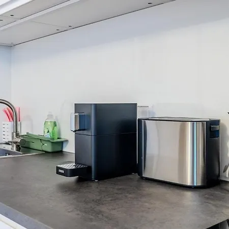 Apartman Noor With Balcony Lend Parking Option